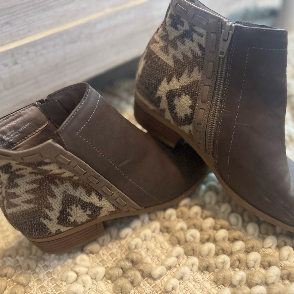Brown Patterned Ankle Boots